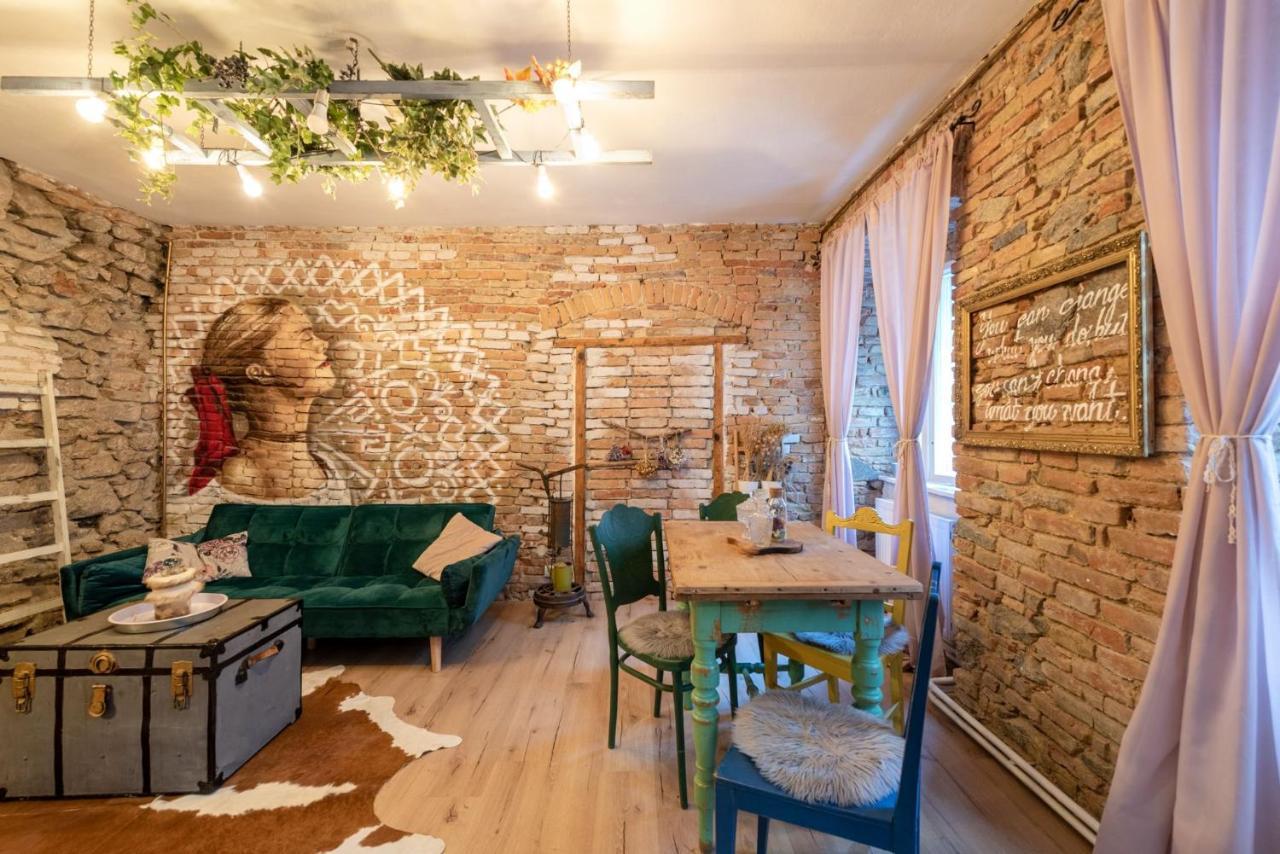 Accommodation At The Folklore Apartment 布拉迪斯拉发 外观 照片